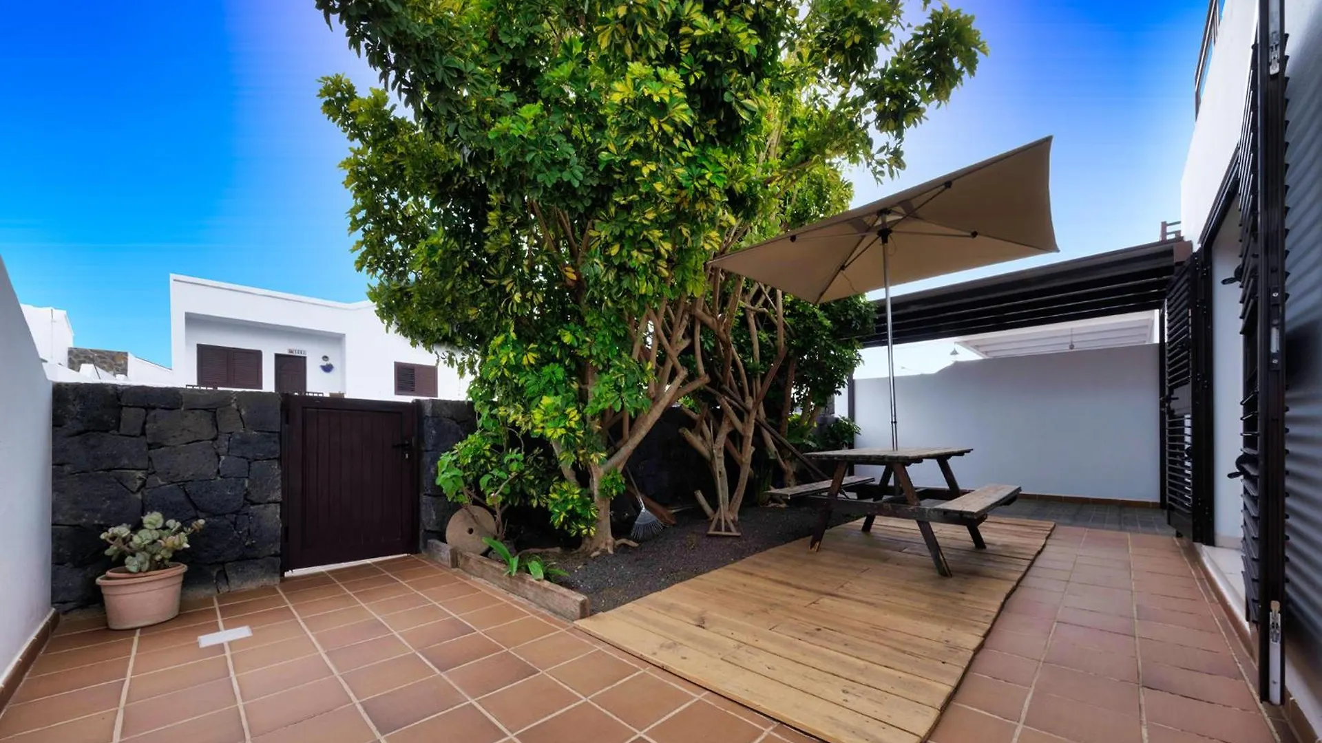 Villa Casa Knala-Tranquila Y Luminosa San Bartolomé Сasa de vacaciones
